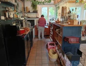 Bar de la salle de restaurant de la colonie