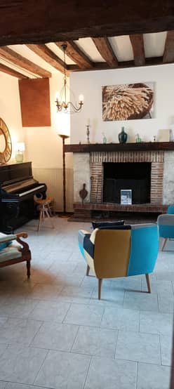 Coin salon dans le manoir